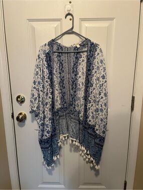 miami Blue and White Boho Tassel Kimono